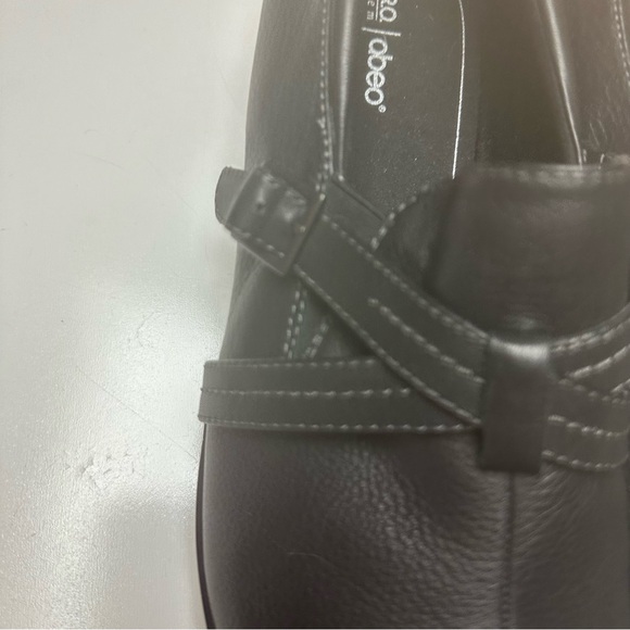 Abeo Black Leather Buckle Mules - Picture 11 of 16